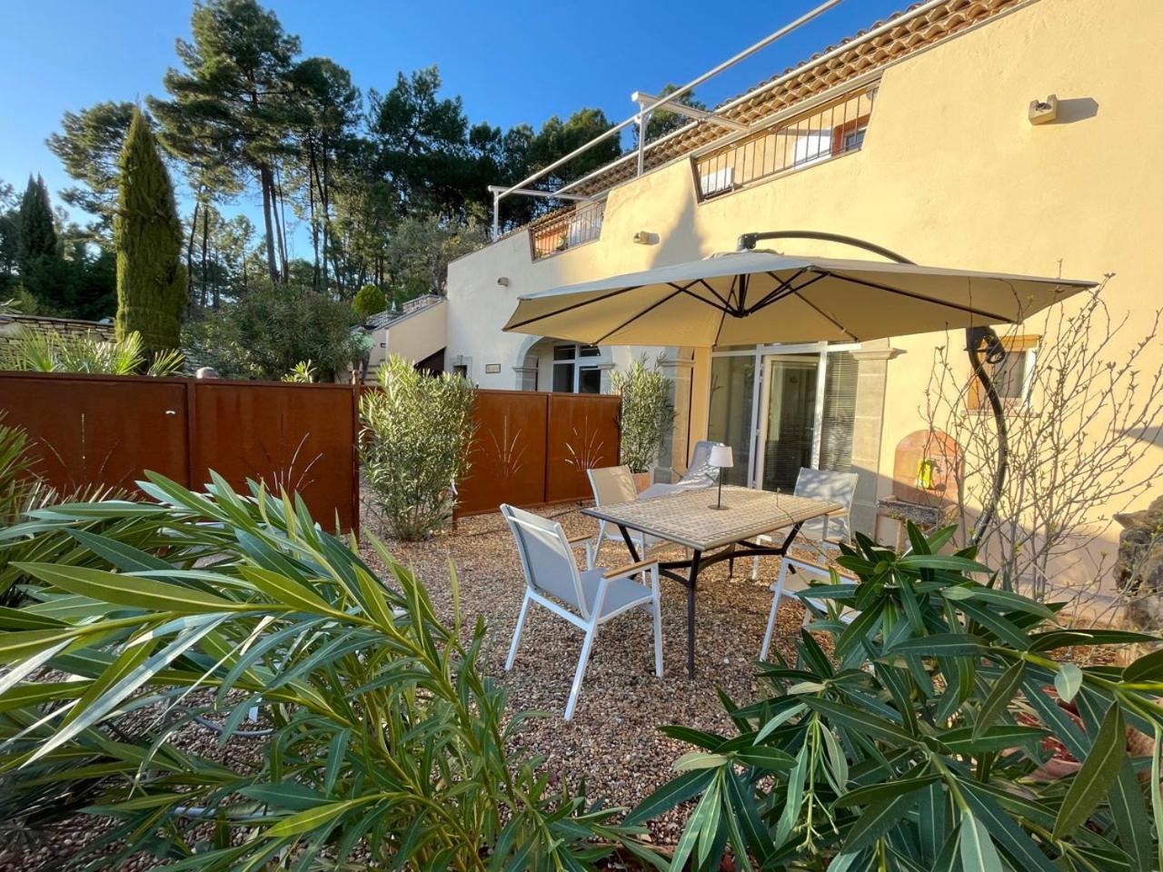Appartement O Coeur Des Ocres à Roussillon en Isere Extérieur photo