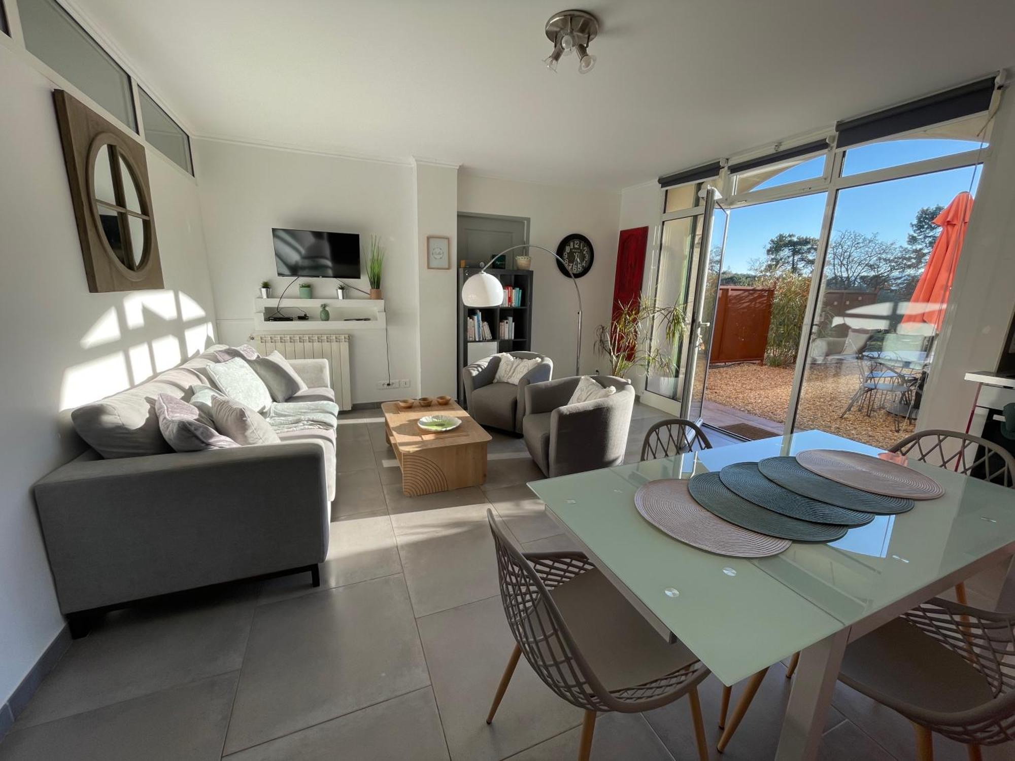 Appartement O Coeur Des Ocres à Roussillon en Isere Extérieur photo